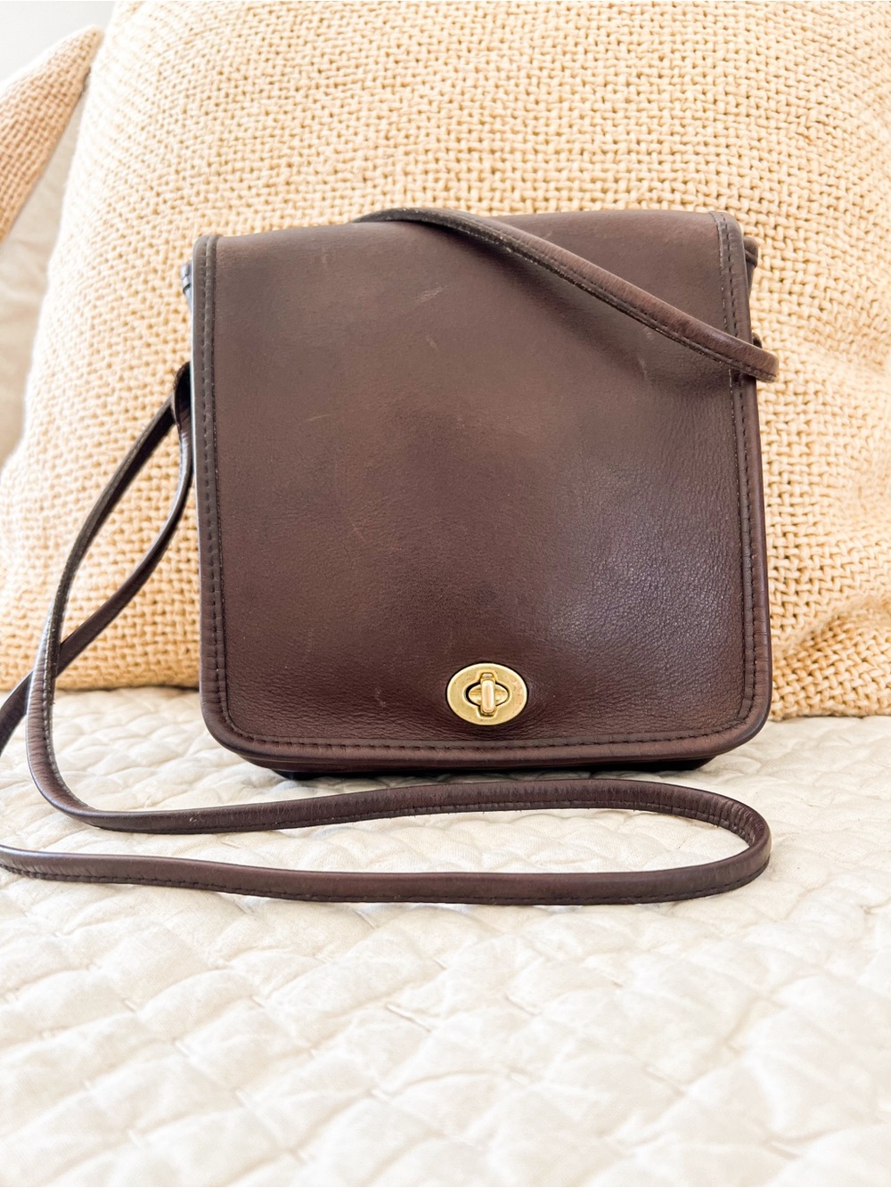 Coach Vintage Compact Pouch Style 9620 in Mahogany